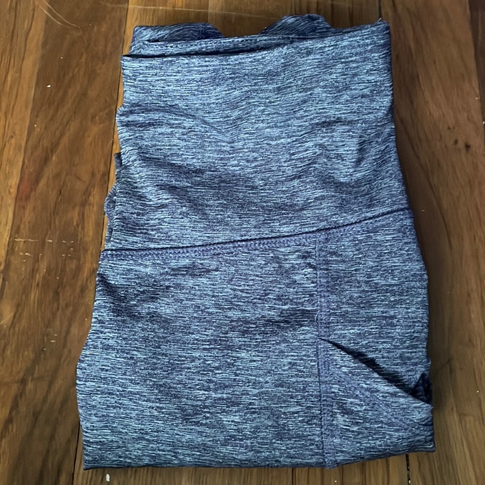 Brand- Champion, woman size (Xs)